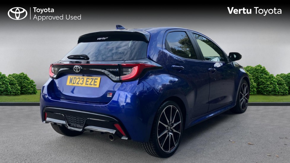 Toyota Yaris 1.5 Hybrid GR Sport 5dr CVT Hybrid Hatchback - Image 2