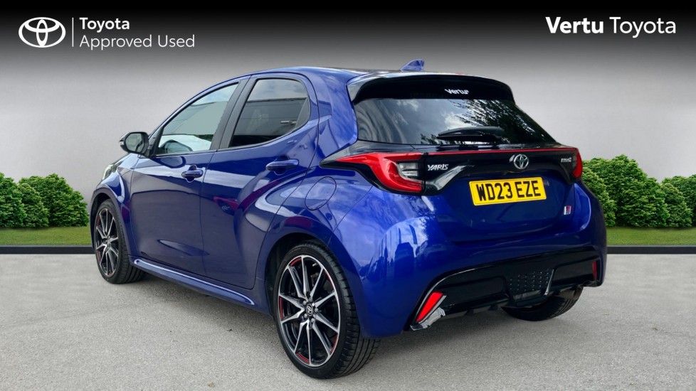 Toyota Yaris 1.5 Hybrid GR Sport 5dr CVT Hybrid Hatchback - Image 4