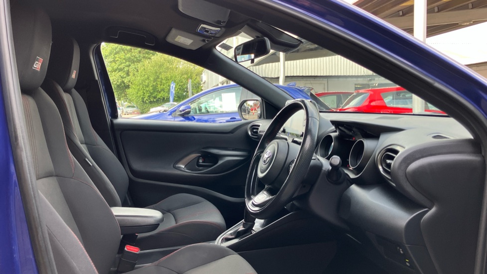 Toyota Yaris 1.5 Hybrid GR Sport 5dr CVT Hybrid Hatchback - Image 12