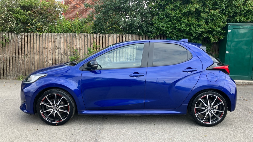 Toyota Yaris 1.5 Hybrid GR Sport 5dr CVT Hybrid Hatchback - Image 24