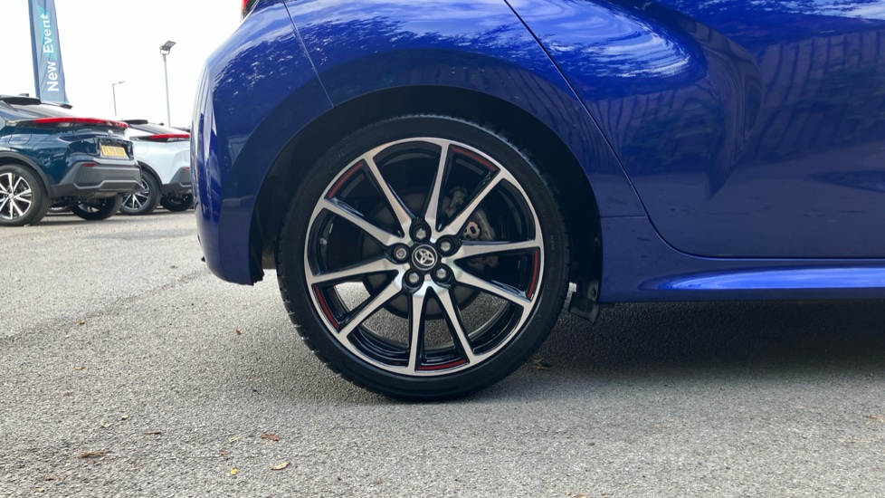 Toyota Yaris 1.5 Hybrid GR Sport 5dr CVT Hybrid Hatchback - Image 25
