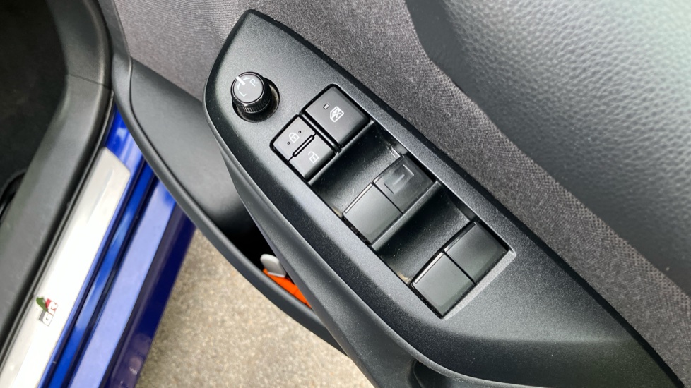 Toyota Yaris 1.5 Hybrid GR Sport 5dr CVT Hybrid Hatchback - Image 30