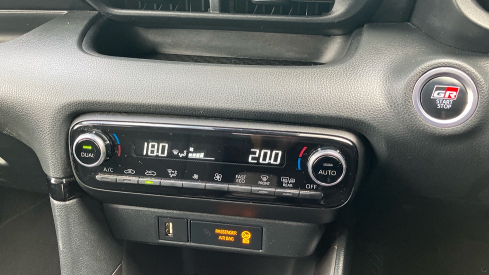 Toyota Yaris 1.5 Hybrid GR Sport 5dr CVT Hybrid Hatchback - Image 34