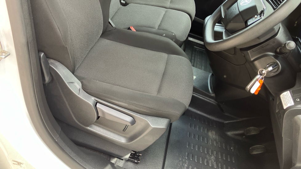 Toyota Proace City L1 Diesel 1.5D 100 Active Van - Image 17