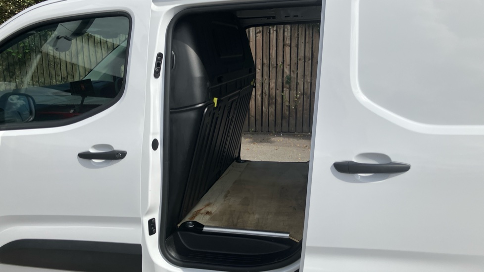 Toyota Proace City L1 Diesel 1.5D 100 Active Van - Image 40