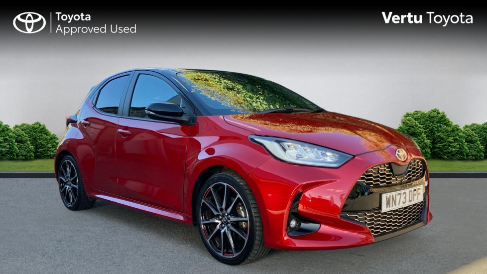 Toyota Yaris 1.5 Hybrid GR Sport 5dr CVT Hybrid Hatchback - Image 1