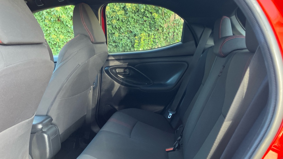 Toyota Yaris 1.5 Hybrid GR Sport 5dr CVT Hybrid Hatchback - Image 15