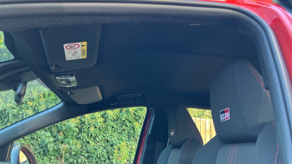 Toyota Yaris 1.5 Hybrid GR Sport 5dr CVT Hybrid Hatchback - Image 19