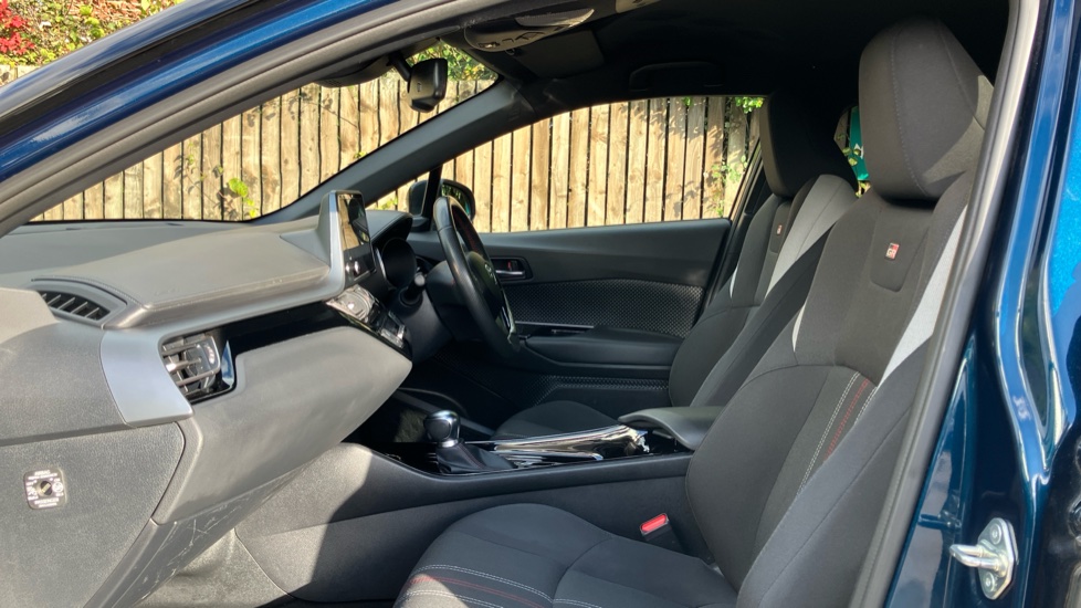 Toyota C-HR 2.0 Hybrid GR Sport 5dr CVT Hybrid Hatchback - Image 5