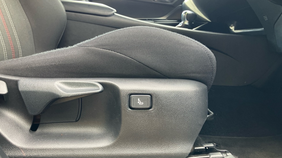 Toyota C-HR 2.0 Hybrid GR Sport 5dr CVT Hybrid Hatchback - Image 30