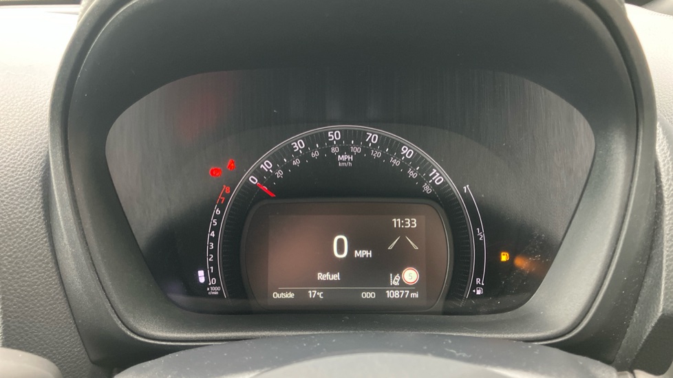 Toyota Aygo X 1.0 VVT-i Edge 5dr Petrol Hatchback - Image 11