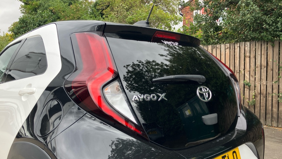 Toyota Aygo X 1.0 VVT-i Edge 5dr Petrol Hatchback - Image 21