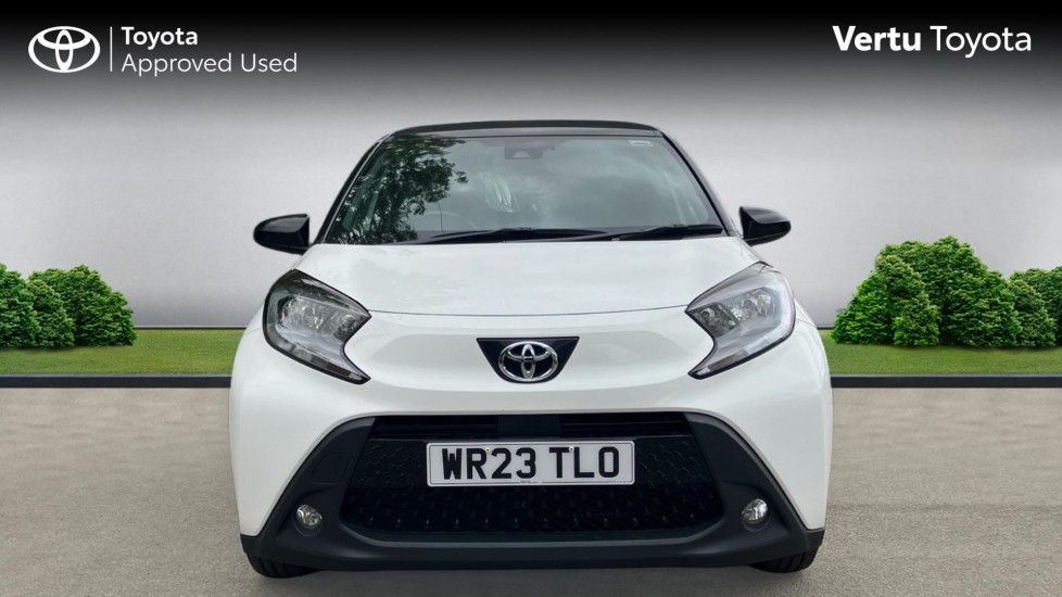 Toyota Aygo X 1.0 VVT-i Edge 5dr Petrol Hatchback - Image 22