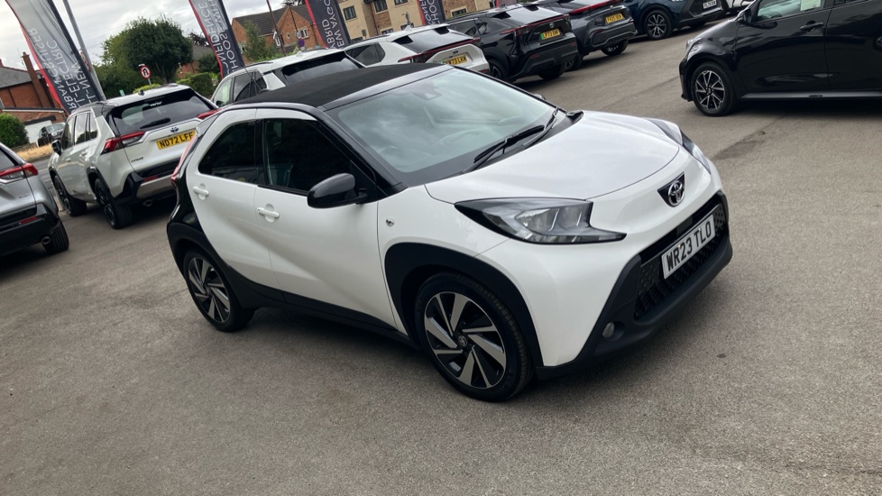 Toyota Aygo X 1.0 VVT-i Edge 5dr Petrol Hatchback - Image 29