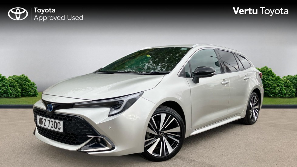 Toyota Corolla 1.8 Hybrid Design 5dr CVT Hybrid Estate - Image 3