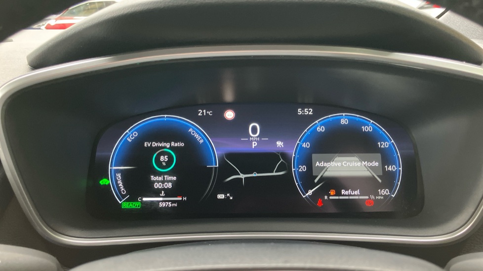 Toyota Corolla 1.8 Hybrid Design 5dr CVT Hybrid Estate - Image 11