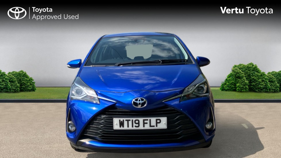 Toyota Yaris 1.5 VVT-i Icon Tech 5dr Petrol Hatchback - Image 22