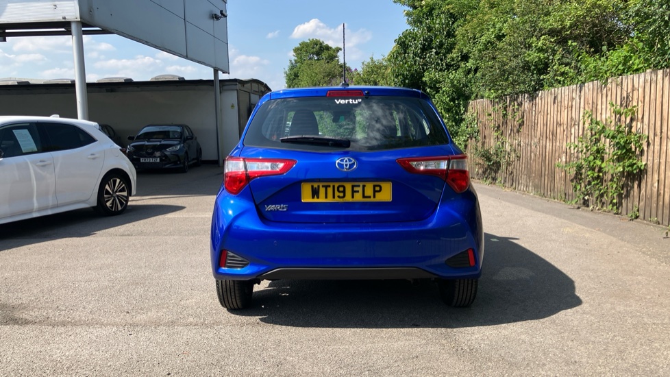 Toyota Yaris 1.5 VVT-i Icon Tech 5dr Petrol Hatchback - Image 26
