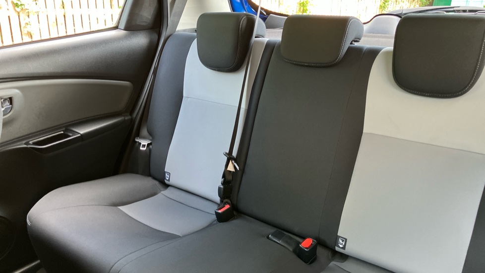 Toyota Yaris 1.5 VVT-i Icon Tech 5dr Petrol Hatchback - Image 36