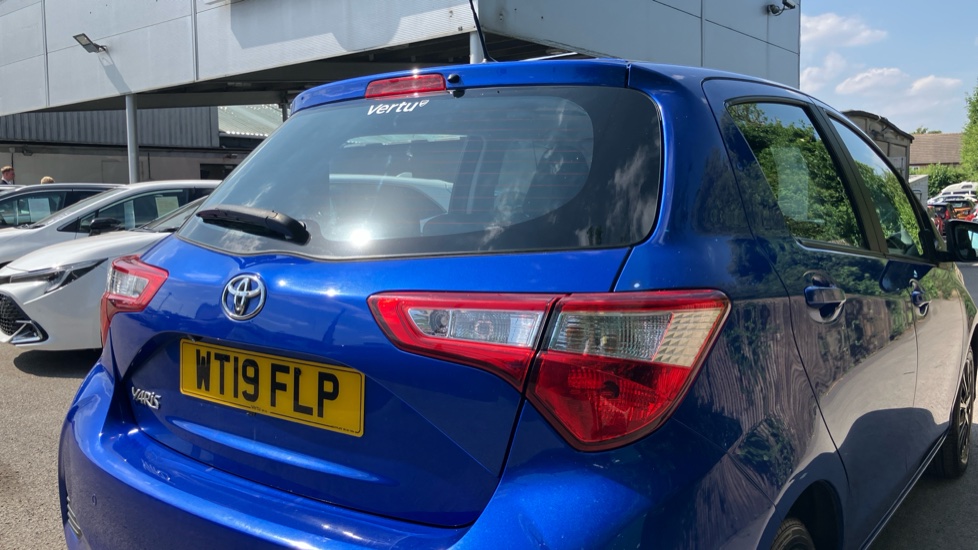 Toyota Yaris 1.5 VVT-i Icon Tech 5dr Petrol Hatchback - Image 37