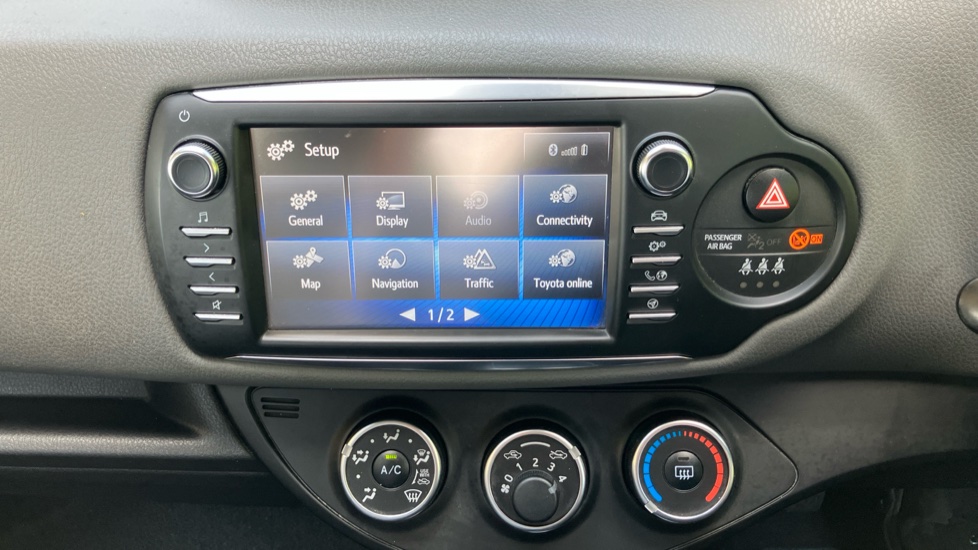 Toyota Yaris 1.5 VVT-i Icon Tech 5dr Petrol Hatchback - Image 39