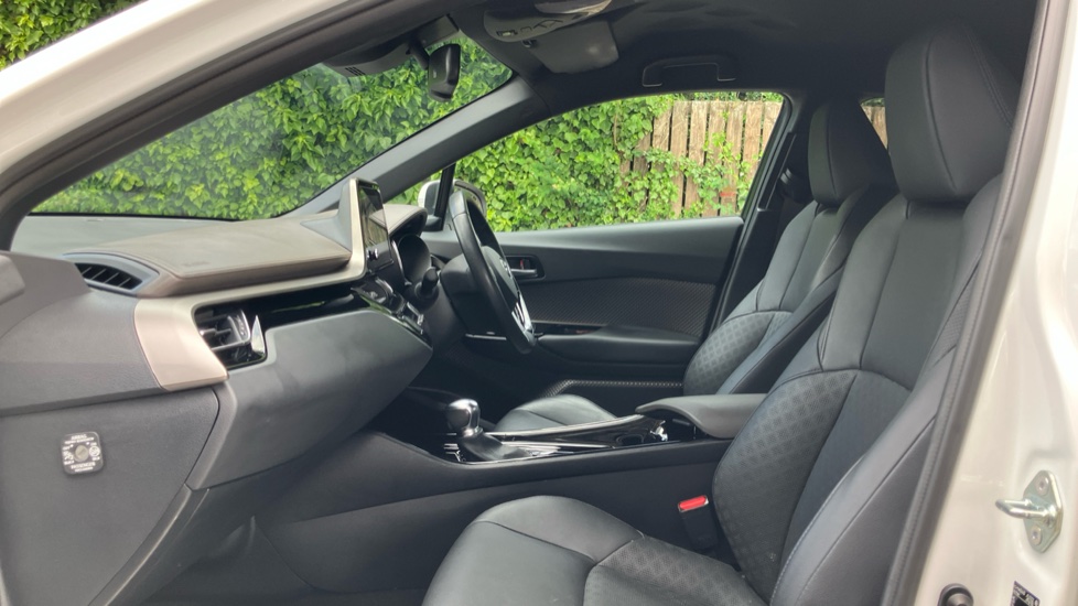 Toyota C-HR 1.8 Hybrid Excel 5dr CVT Hybrid Hatchback - Image 5