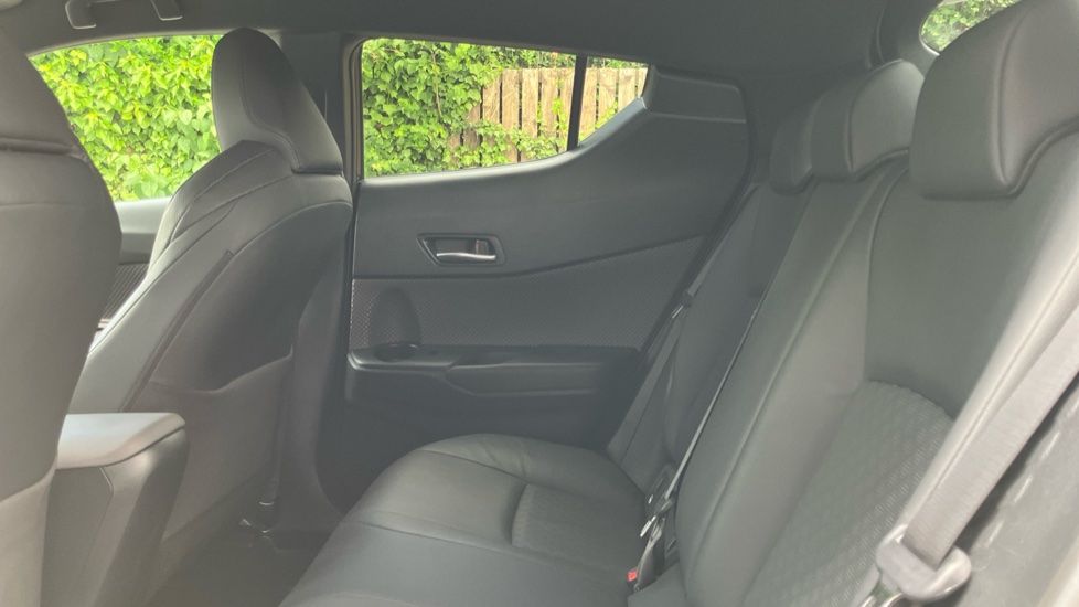 Toyota C-HR 1.8 Hybrid Excel 5dr CVT Hybrid Hatchback - Image 15