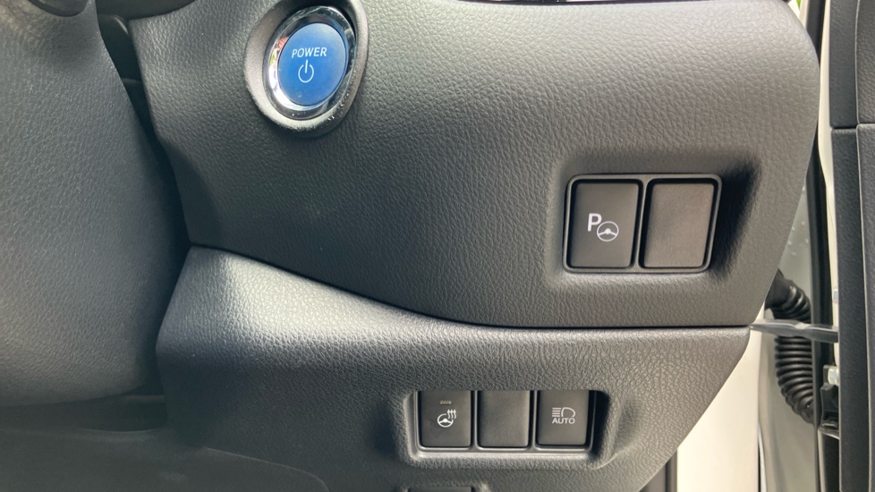Toyota C-HR 1.8 Hybrid Excel 5dr CVT Hybrid Hatchback - Image 16