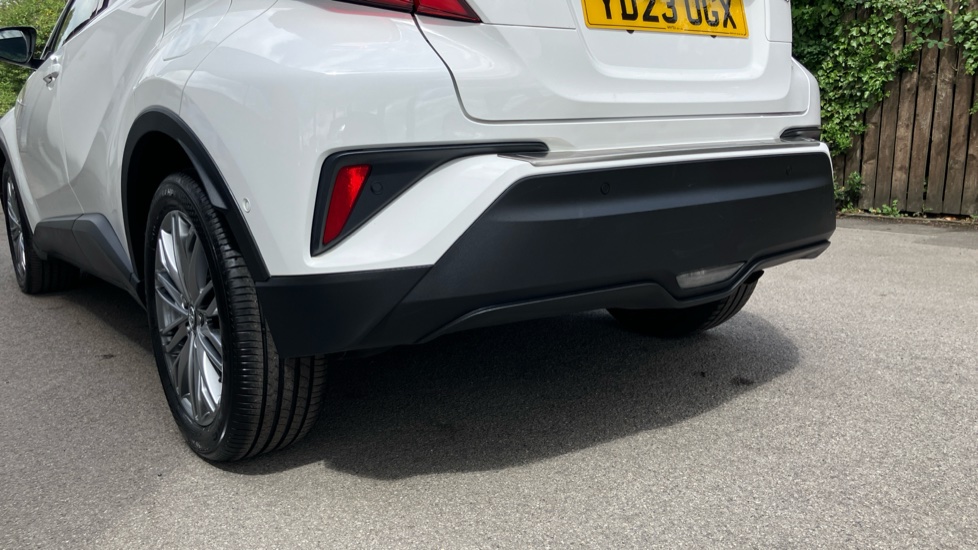 Toyota C-HR 1.8 Hybrid Excel 5dr CVT Hybrid Hatchback - Image 32