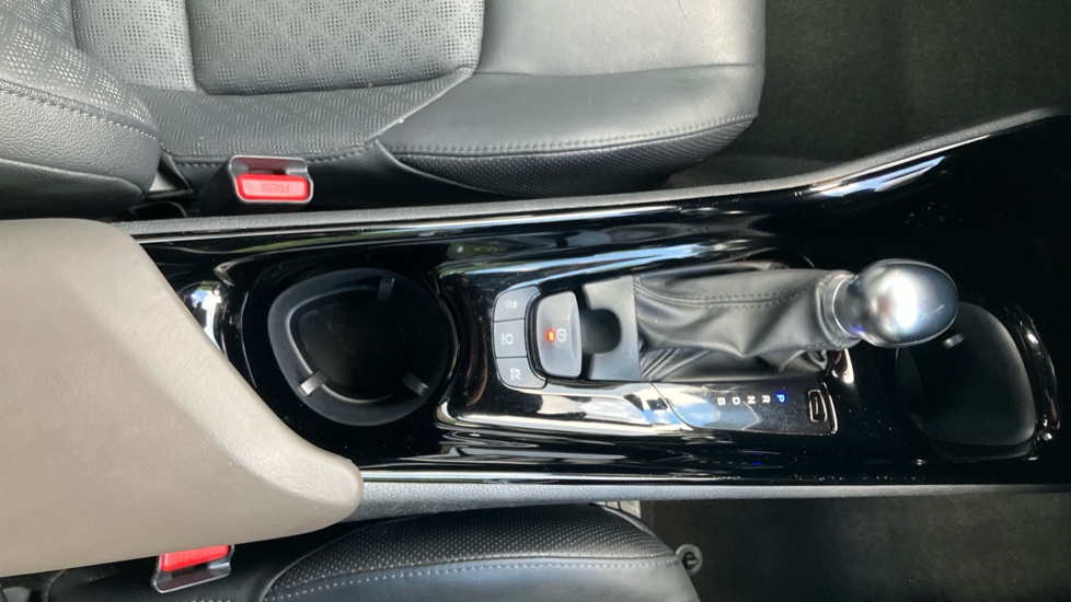 Toyota C-HR 1.8 Hybrid Excel 5dr CVT Hybrid Hatchback - Image 50