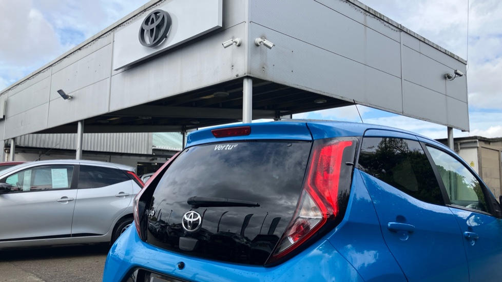 Toyota Aygo 1.0 VVT-i X-Press 5dr Petrol Hatchback - Image 36