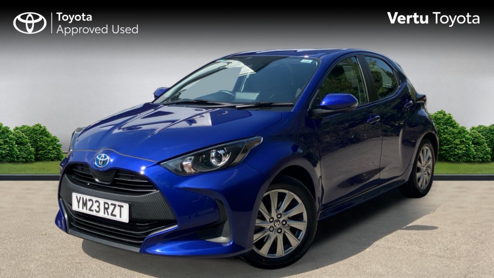 Toyota Yaris 1.5 Hybrid Icon 5dr CVT Hybrid Hatchback - Image 3