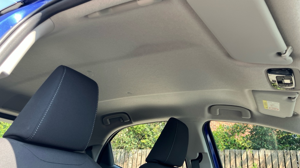 Toyota Yaris 1.5 Hybrid Icon 5dr CVT Hybrid Hatchback - Image 19