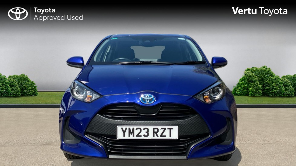 Toyota Yaris 1.5 Hybrid Icon 5dr CVT Hybrid Hatchback - Image 22