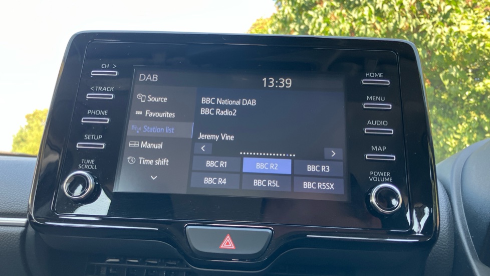 Toyota Yaris 1.5 Hybrid Icon 5dr CVT Hybrid Hatchback - Image 39