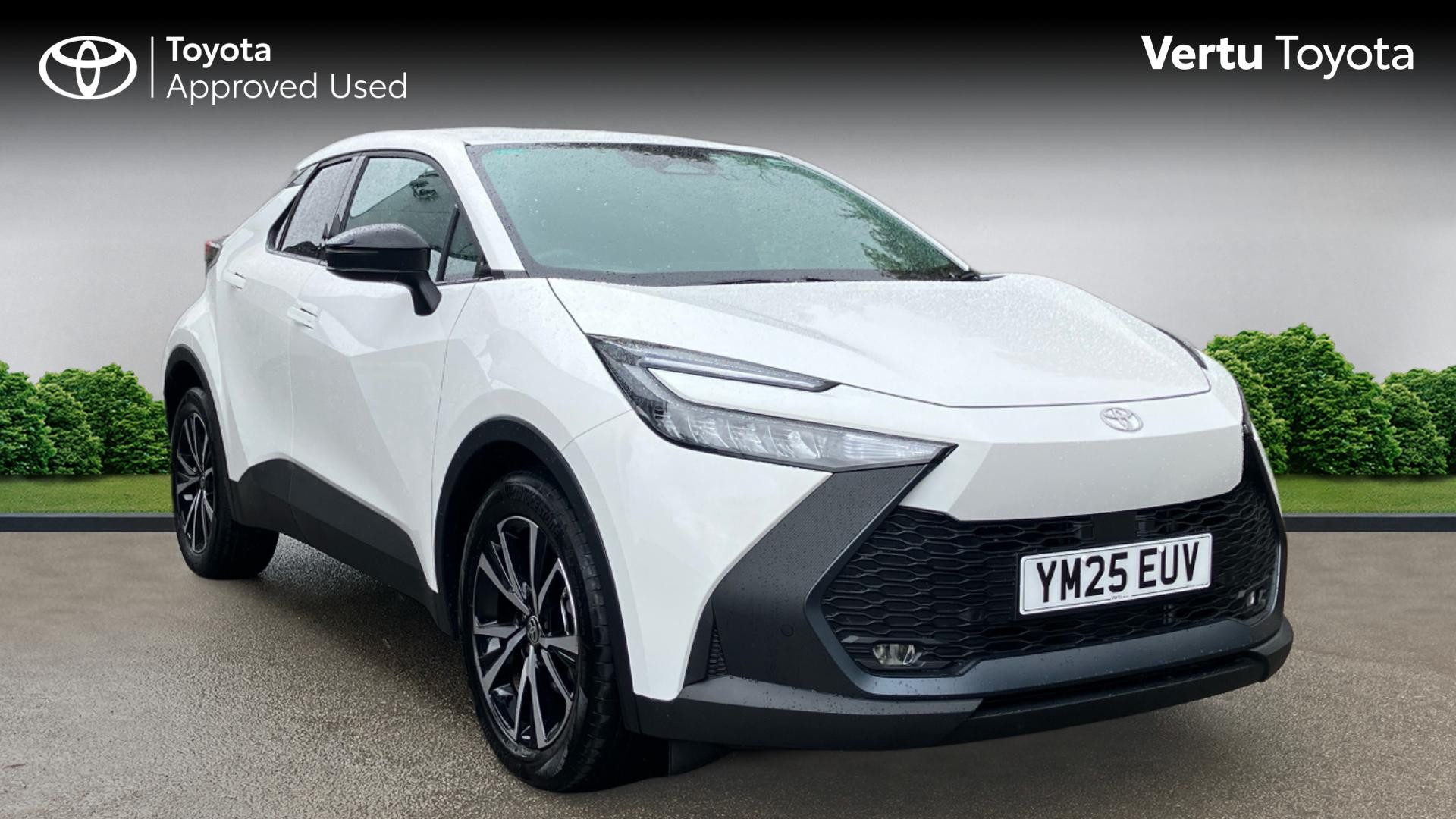 Toyota C-HR listing photo