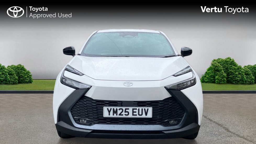 Toyota C-HR 1.8 Hybrid Design 5dr CVT Hybrid Hatchback - Image 22