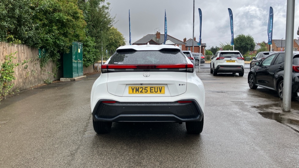 Toyota C-HR 1.8 Hybrid Design 5dr CVT Hybrid Hatchback - Image 26