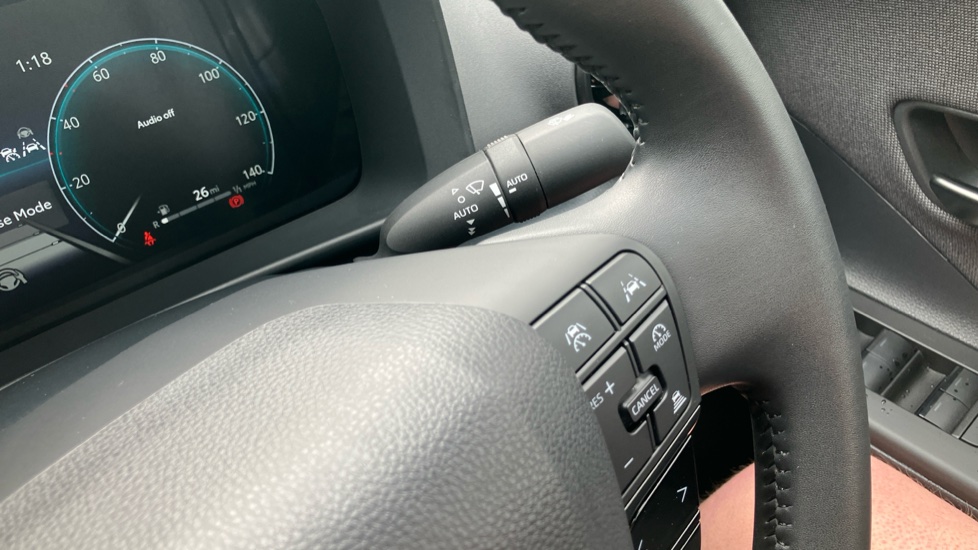 Toyota C-HR 1.8 Hybrid Design 5dr CVT Hybrid Hatchback - Image 31