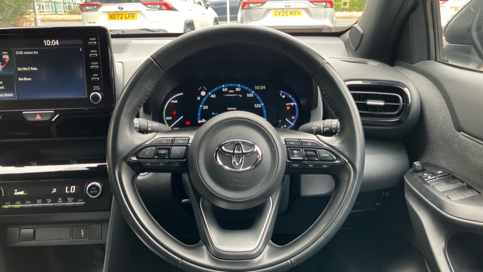 Toyota Yaris Cross 1.5 Hybrid Design 5dr CVT Hybrid Estate - Image 7