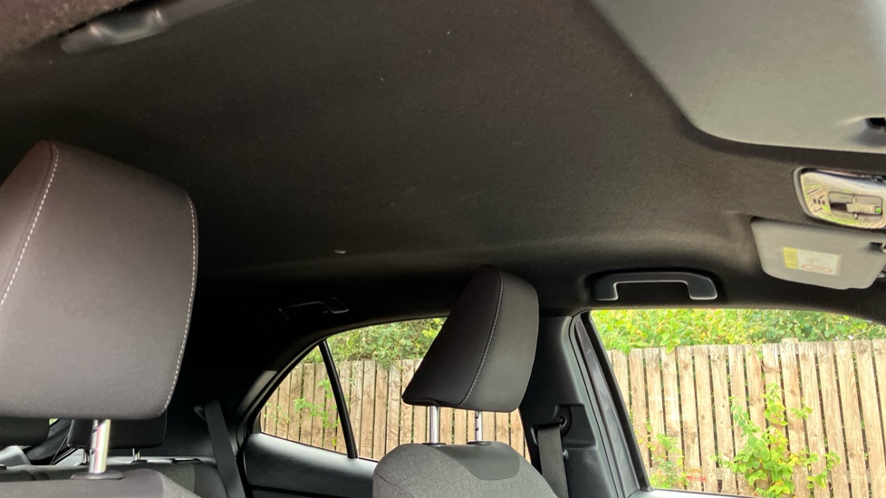 Toyota Yaris Cross 1.5 Hybrid Design 5dr CVT Hybrid Estate - Image 19