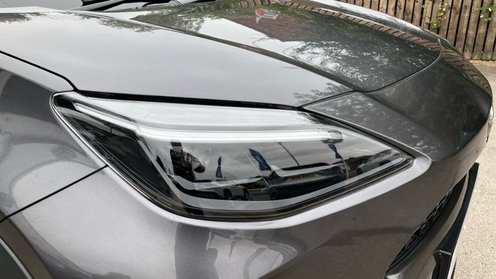 Toyota Yaris Cross 1.5 Hybrid Design 5dr CVT Hybrid Estate - Image 20
