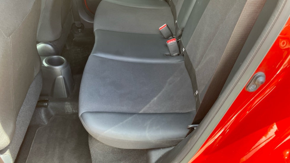 Toyota Aygo X 1.0 VVT-i Exclusive 5dr Petrol Hatchback - Image 14