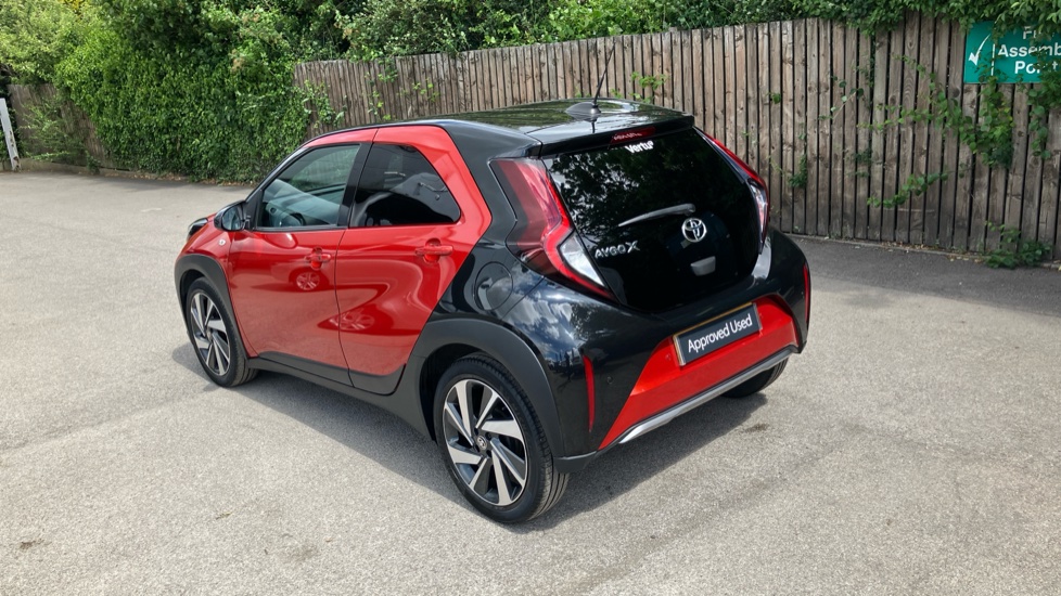 Toyota Aygo X 1.0 VVT-i Exclusive 5dr Petrol Hatchback - Image 32