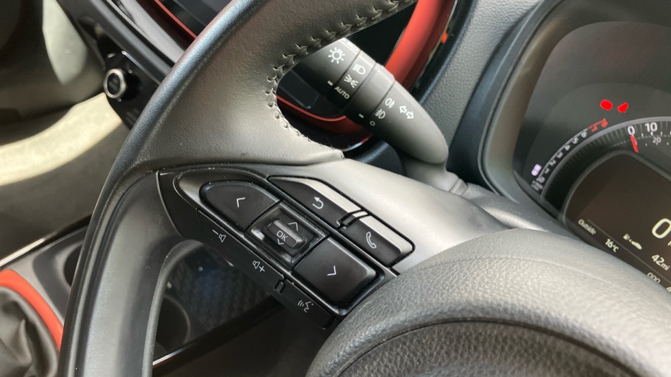 Toyota Aygo X 1.0 VVT-i Exclusive 5dr Petrol Hatchback - Image 33