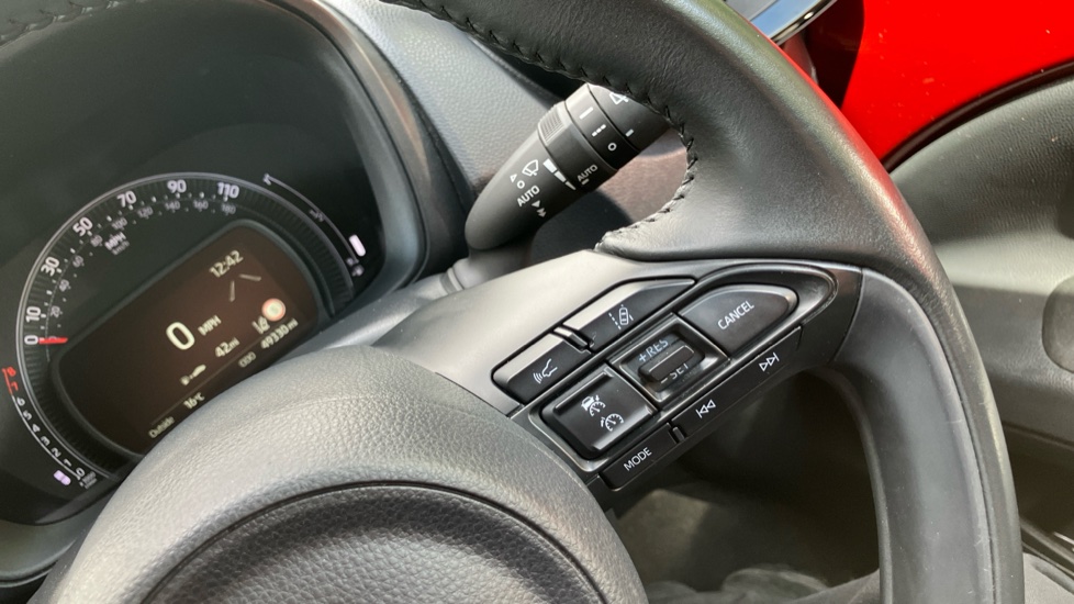 Toyota Aygo X 1.0 VVT-i Exclusive 5dr Petrol Hatchback - Image 34