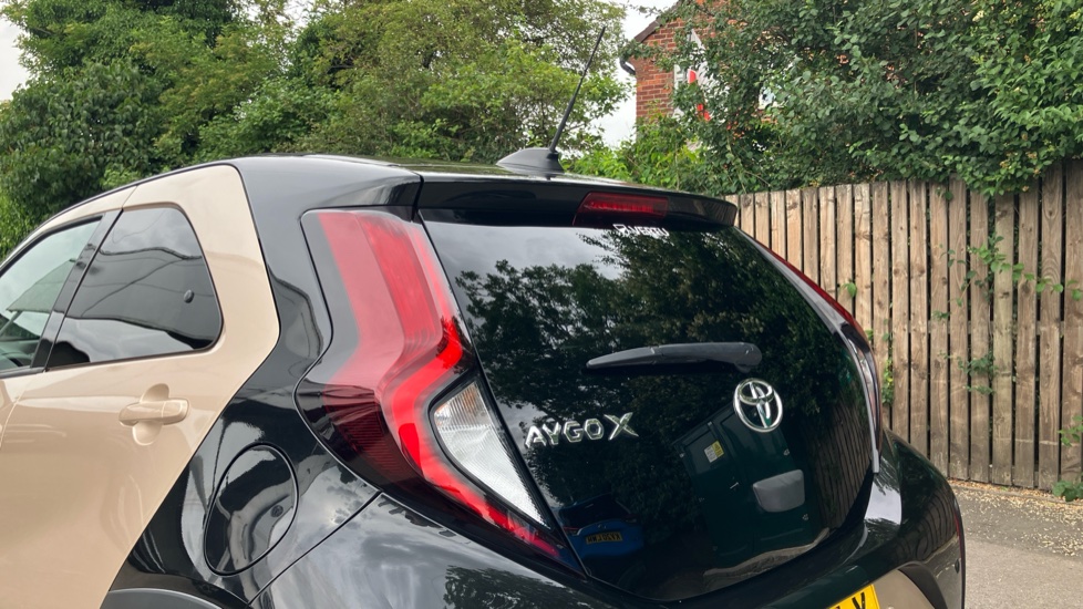 Toyota Aygo X 1.0 VVT-i Exclusive 5dr Auto Petrol Hatchback - Image 21