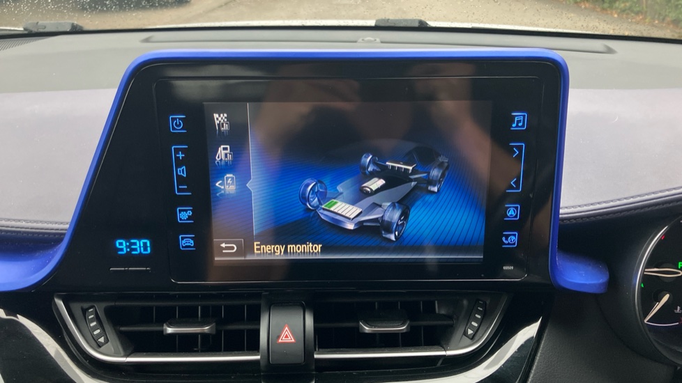 Toyota C-HR 1.8 Hybrid Dynamic 5dr CVT Hybrid Hatchback - Image 39