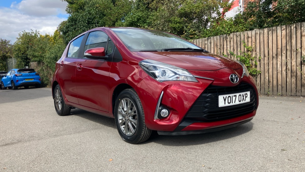Toyota Yaris 1.5 VVT-i Icon Tech 5dr Petrol Hatchback - Image 20