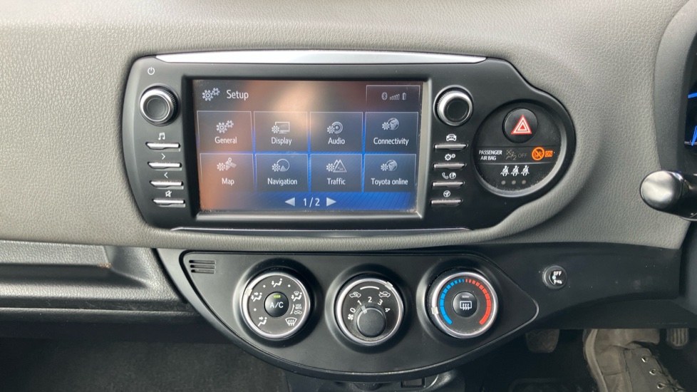 Toyota Yaris 1.5 VVT-i Icon Tech 5dr Petrol Hatchback - Image 39